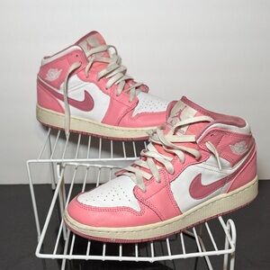 Nike Air Jordan 1 Mid Valentine's Day Kids Sneaker Size 5.5 Shoes Pink White